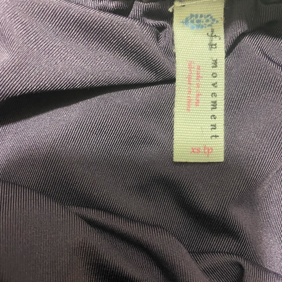 FREE PEOPLE FP MOVEMENT Elevation Eyelet shorts Size XSmall - Picture 4 of 9